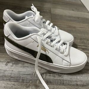 Puma Smash V3 Platform Sneaker